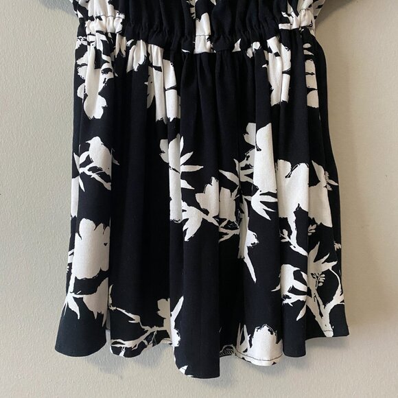 Handmade Children's Upcycled Rayon Black White Pattern Back Tie Bow Dress - Picture 11 of 14